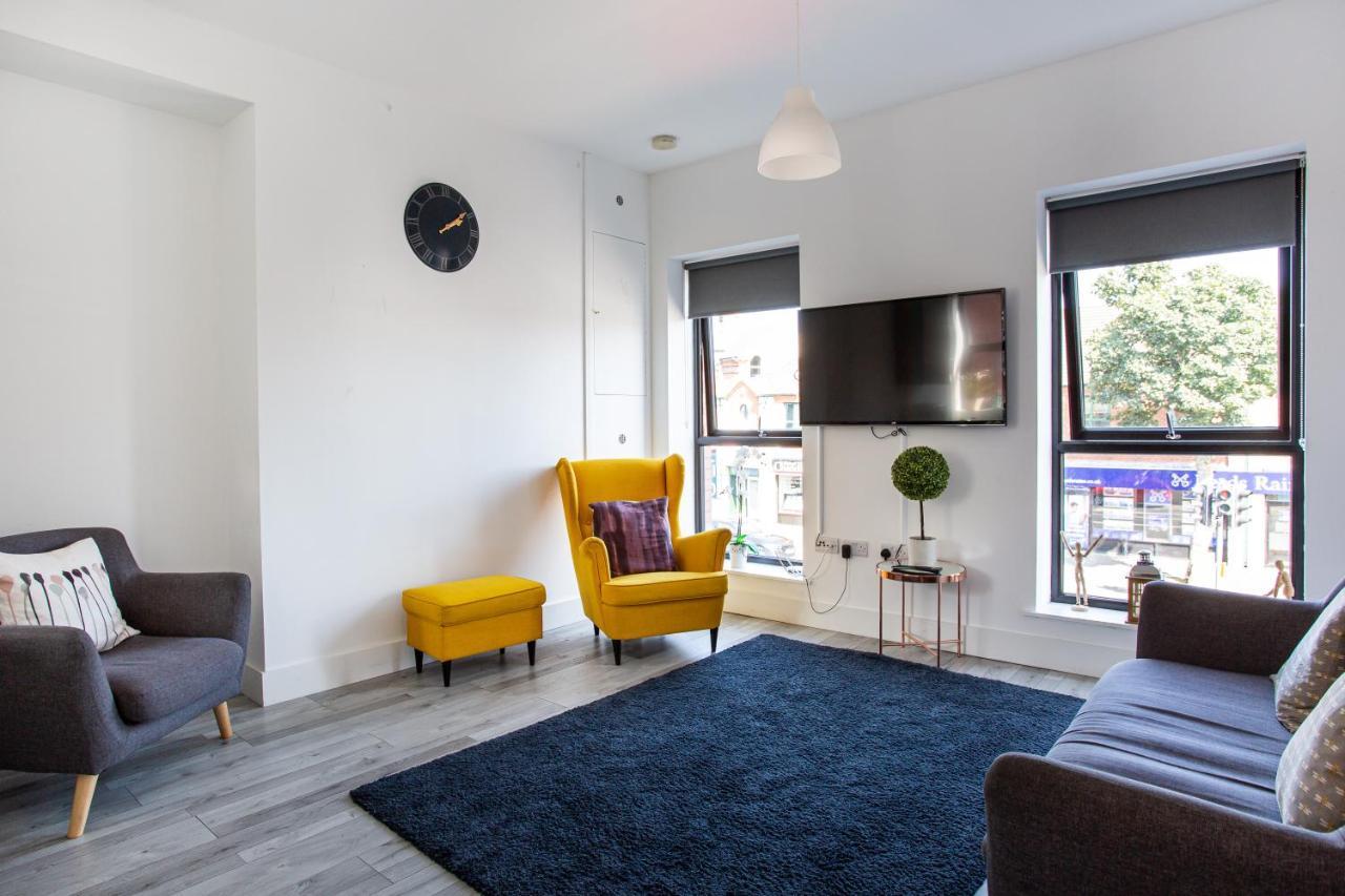 Modern Luxury Apartment, Sleeps 6, Best Location Belfast Esterno foto